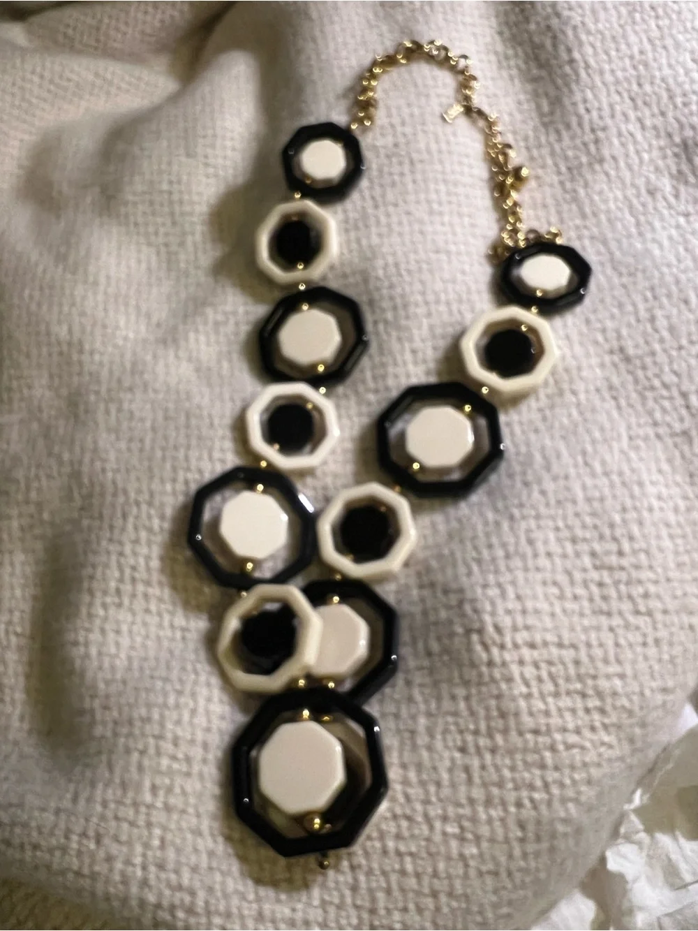 Kate Spade resin black and white necklace